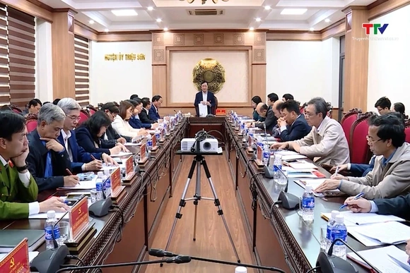 Phó Bí thư Thường trực Tỉnh uỷ Lại Thế Nguyên làm việc với Ban Thường vụ Huyện uỷ Triệu Sơn