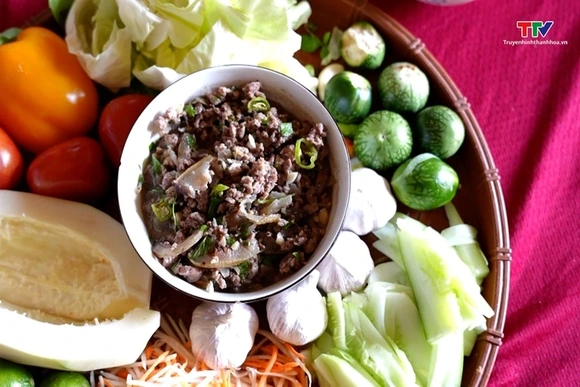 Độc đáo món láp của đồng bào Thái ở Mường Lát