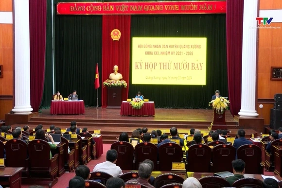 Phó Bí thư Thường trực Tỉnh ủy Lại Thế Nguyên dự Kỳ họp thứ 17, HĐND huyện Quảng Xương khóa XXI