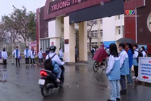 Đẩy mạnh các giải pháp đảm bảo toàn giao thông trong học sinh, sinh viên