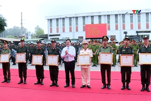 Kỷ niệm 50 năm ngày truyền thống lực lượng Cảnh sát cơ động