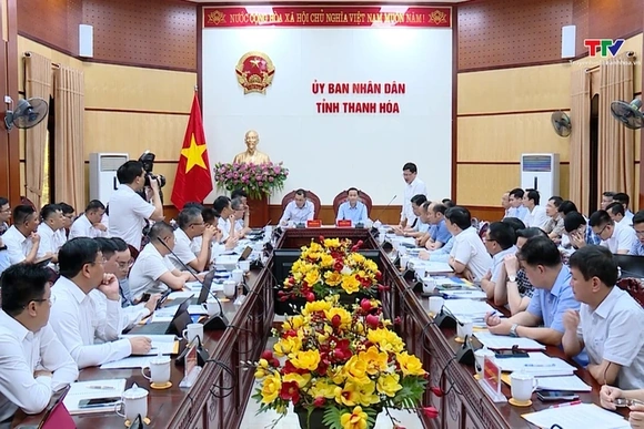 Phối hợp tháo gỡ khó khăn, vướng mắc trong thực hiện các dự án lưới điện trên địa bàn tỉnh Thanh Hóa
