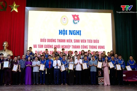 Biểu dương thanh niên, sinh viên tiêu biểu và tấm gương khởi nghiệp