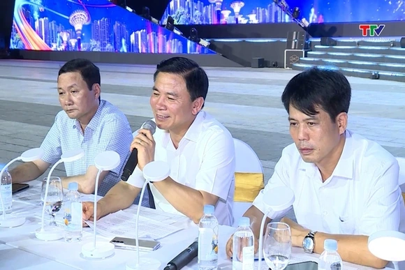 Tổng duyệt chương trình lễ hội du lịch biển 2024 - Sầm Sơn rực rỡ sắc màu