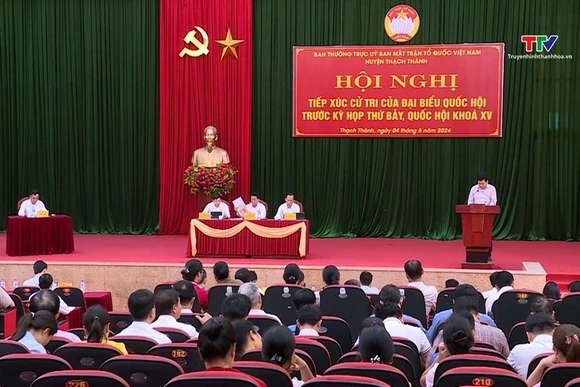 Đoàn Đại biểu Quốc hội tỉnh Thanh Hóa tiếp xúc cử tri huyện Vĩnh Lộc, Thạch Thành