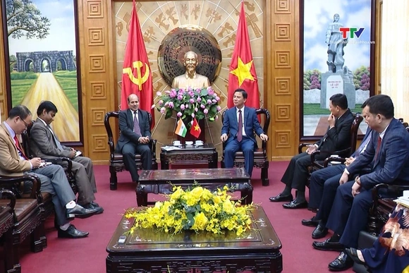 Bí thư Tỉnh ủy tiếp Đại sứ đặc mệnh toàn quyền Ấn Độ