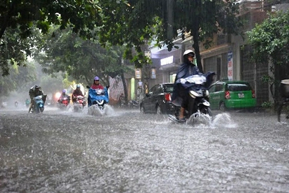Chủ động ứng phó với mưa lớn kèm theo dông, lốc và gió giật mạnh