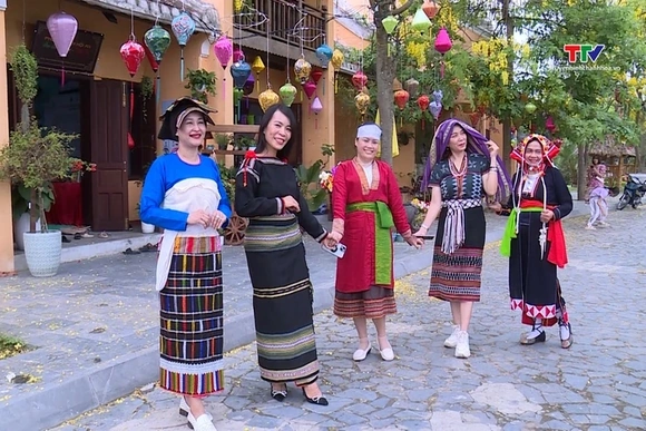 Đặc trưng văn hóa trang phục các dân tộc