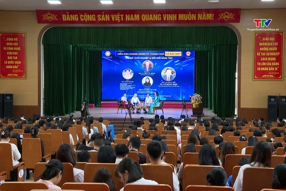 Diễn đàn doanh nhân thành phố Thanh Hoá với chủ đề "Khởi nghiệp và đổi mới sáng tạo&quo