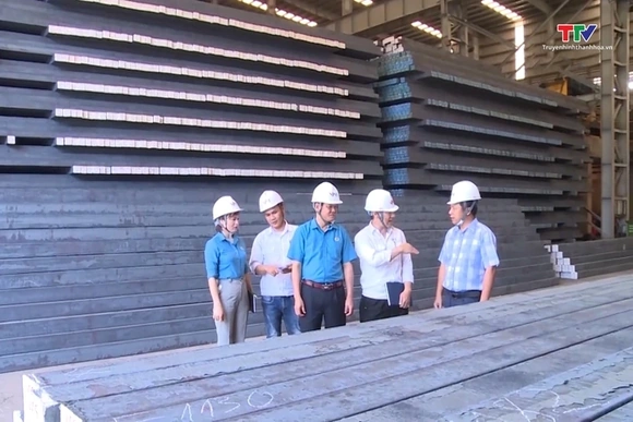 Đấu tranh với luận điệu xuyên tạc nhằm hạ thấp vai trò của tổ chức Công đoàn
