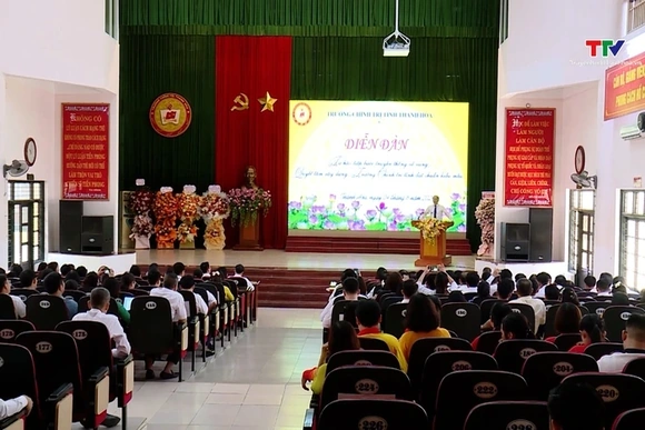 Tiếp nối truyền thống vẻ vang, quyết tâm xây dựng Trường chính trị tỉnh đạt chuẩn kiểu mẫu