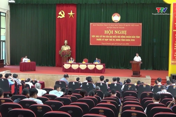 Đại biểu Hội đồng nhân dân tỉnh tiếp xúc cử tri tại huyện Thạch Thành