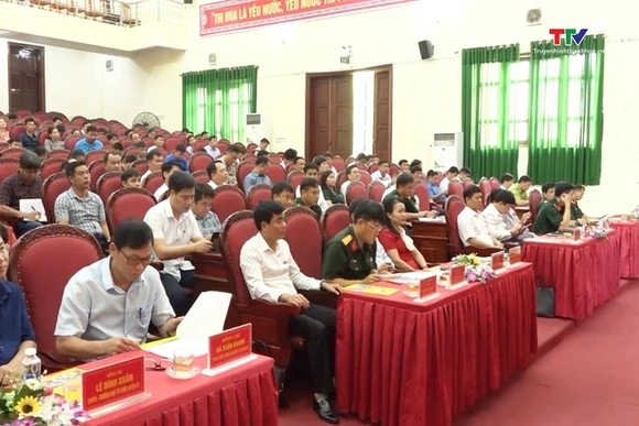 Đại biểu Hội đồng nhân dân tỉnh tiếp xúc cử tri tại huyện Quan Sơn