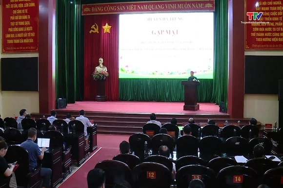 Huyện Hà Trung gặp mặt các cơ quan báo chí nhân kỷ niệm 99 năm ngày Báo chí cách mạng Việt Nam