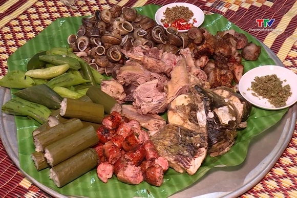 Trải nghiệm lễ mừng cơm mới của đồng bào Thái