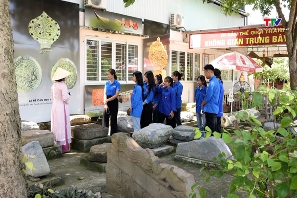 Huyện đoàn Vĩnh Lộc với các hoạt động trải nghiệm hè tại Di sản Thành Nhà Hồ