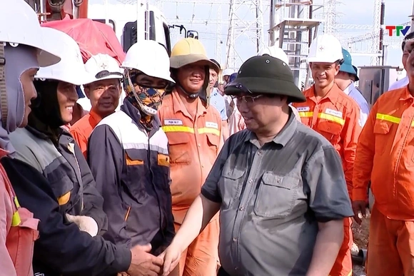 Thủ tướng Chính phủ Phạm Minh Chính kiểm tra tiến độ dự án đường dây 500kV mạch 3