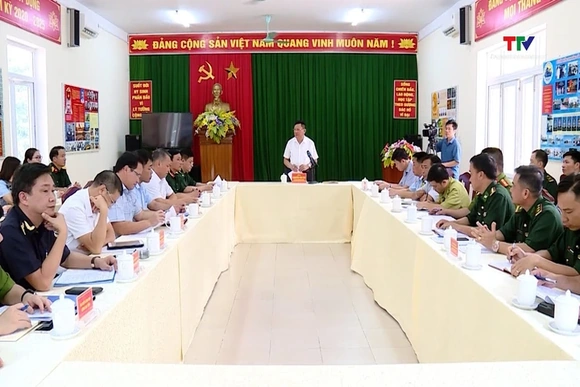 Phó Chủ tịch Thường trực UBND tỉnh Nguyễn Văn Thi kiểm tra và làm việc tại cửa khẩu Quốc tế Na Mèo