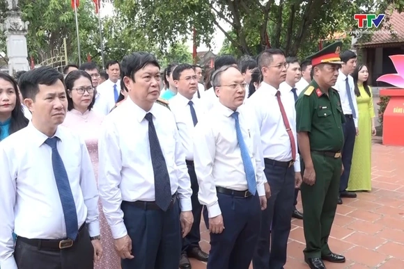 Huyện Đông Sơn dâng hương tại Cụm di tích lịch sử cách mạng Hàm Hạ