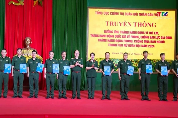 Phụ nữ quân đội hưởng ứng tháng hành động vì trẻ em, phòng chống bạo lực gia đình; phòng chống buôn 
