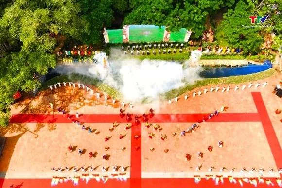 Nghị quyết về tiếp tục xây dựng, phát triển văn hóa và con người trong thời kỳ mới