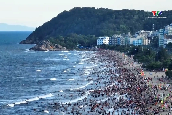 6 tháng, Thanh Hóa thu gần 20.000 tỷ từ du lịch