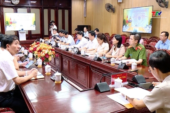 Đẩy mạnh cải cách thủ tục hành chính vì lợi ích của người dân, doanh nghiệp