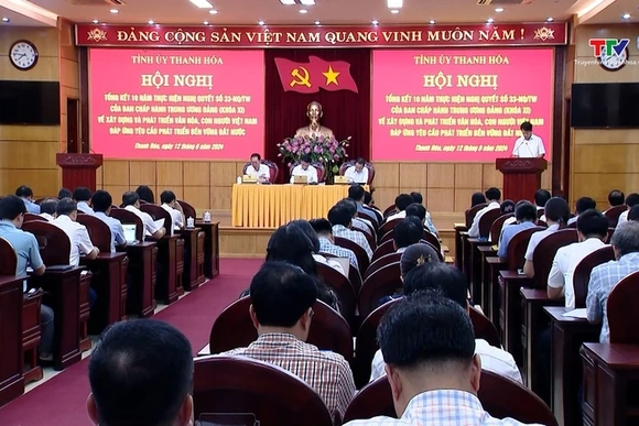 Tiếp tục xây dựng, phát triển văn hóa, con người trong thời kỳ mới, tạo động lực đưa Thanh Hóa...