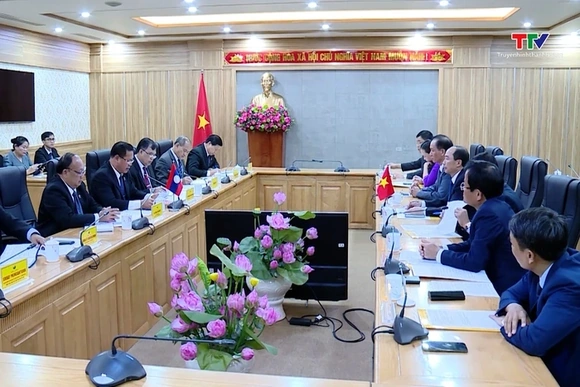 Ủy ban Quốc phòng và An ninh Quốc hội Lào và Thường trực HĐND tỉnh Thanh Hóa trao đổi kinh nghiệm cô