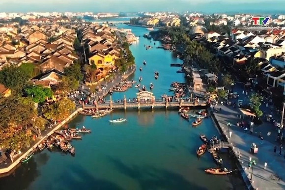 Kín nhiều tour nước ngoài dịp 2/9