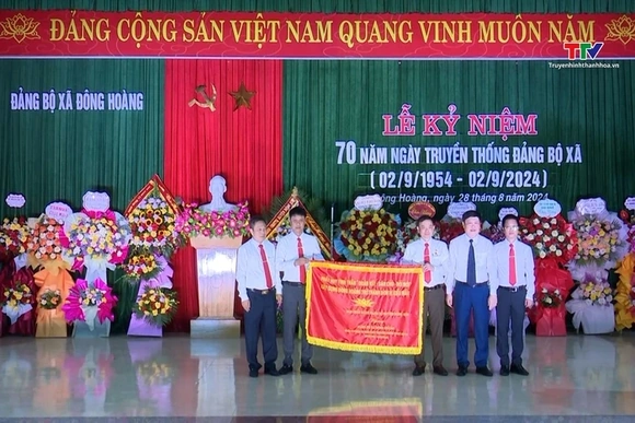 Đảng bộ xã Đông Hoàng kỷ niệm 70 năm ngày thành lập