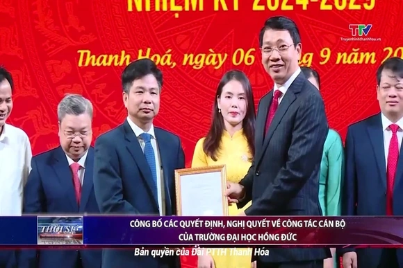 Công bố các quyết định, nghị quyết về công tác cán bộ của Trường Đại học Hồng Đức