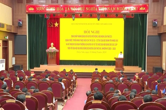 Huyện Triệu Sơn quán triệt các văn bản về tổ chức Đại hội Đảng bộ các cấp