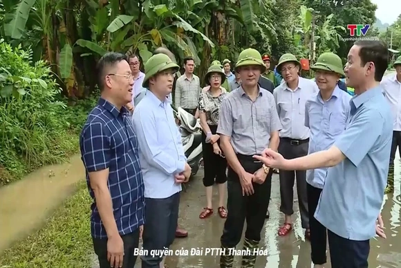 Chủ tịch kiểm tra tình hình ứng phó mưa lũ tại Bá Thước và Cẩm Thuỷ