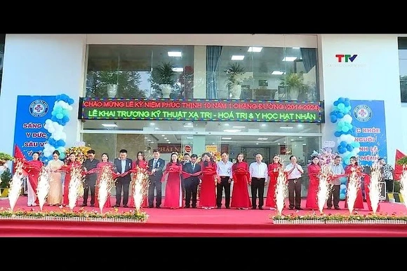 Bệnh viện Đa khoa Phúc Thịnh kỷ niệm 10 năm thành lập