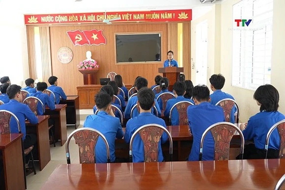 Huyện Nông Cống phát huy vai trò của tổ chức Đảng trong trường học