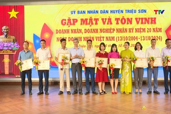 Huyện Triệu Sơn kỷ niệm ngày Doanh nhân Việt Nam
