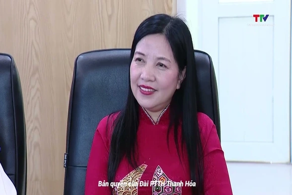 Phó Bí thư Thường trực Tỉnh uỷ Lại Thế Nguyên chúc mừng Hội LHPN tỉnh nhân kỷ niệm ngày 20/10