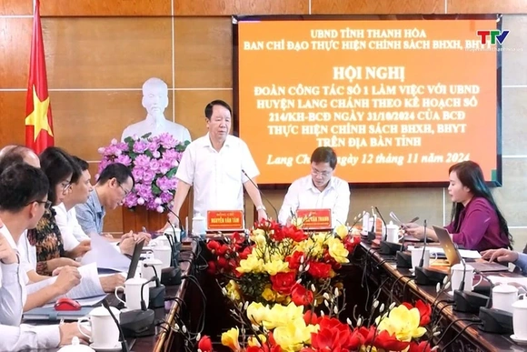 Ban chỉ đạo thực hiện chính sách bảo hiểm xã hội, bảo hiểm y tế trên địa bàn tỉnh làm việc với huyện
