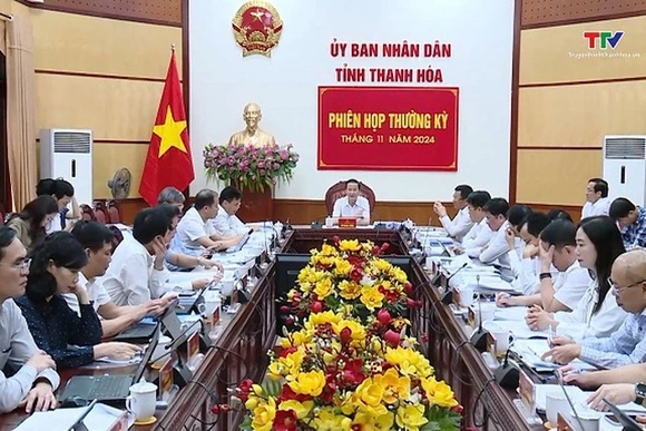 Phiên họp thường kỳ UBND tỉnh tháng 11