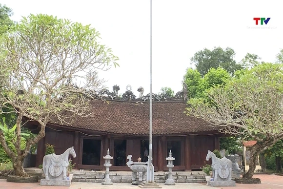 Thăm Nghè Giáp dưới dãy Ngàn Nưa