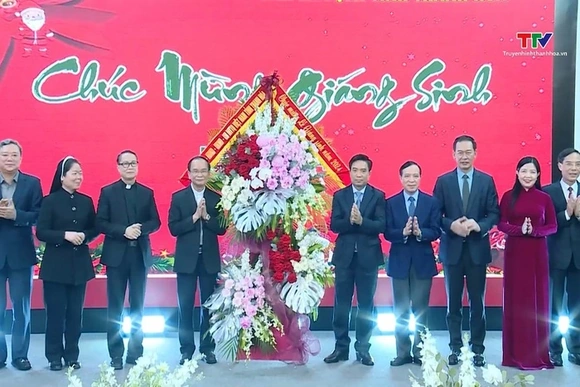 Lãnh đạo tỉnh chúc mừng Giáng sinh năm 2024