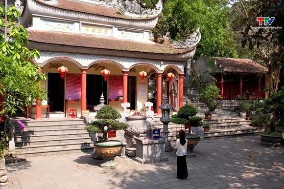 Về nơi cửa ngõ xứ Thanh