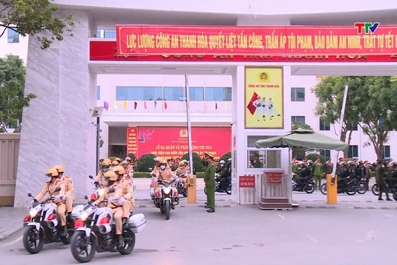 Công an tỉnh Thanh Hóa ra quân và phát động thi đua tấn công, trấn áp tội phạm,