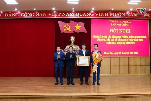 Tổng kết công tác Nội chính; phòng, chống tham nhũng, lãng phí, tiêu cực và cải cách tư pháp năm 202
