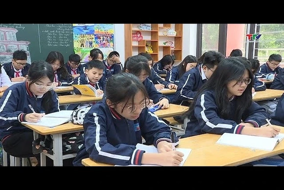 Tuyển sinh lớp 10 từ năm 2025: Không nhân đôi điểm số môn Văn, Toán