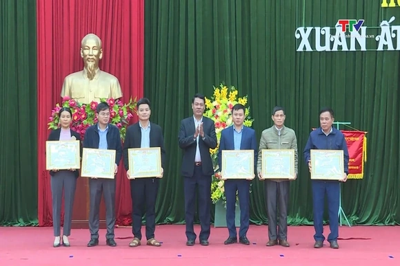 Sôi nổi Tết khuyến học Xuân Ất Tỵ tại huyện Thạch Thành