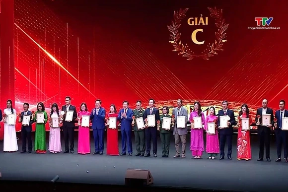 Lễ trao giải Búa Liềm Vàng lần thứ 9 năm 2024