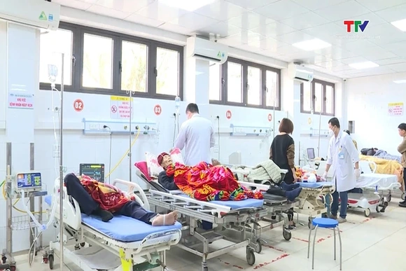 Số ca nhập viện do tai nạn và ngộ độc thực phẩm tăng