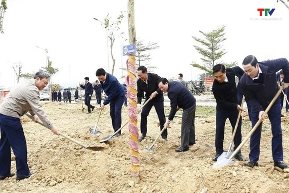 Tỉnh Thanh Hóa phát động Tết trồng cây “đời đời nhớ ơn Bác Hồ” xuân Ất Tỵ 2025